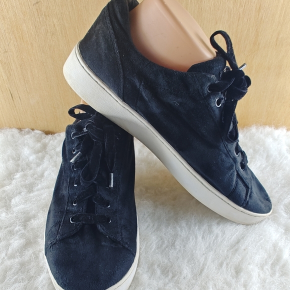 Vionic Women Sz 10 Suede Leather Black Sneakers Comfort Lace Up Shoes No insoles - Picture 3 of 11